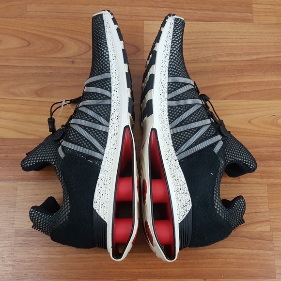 nike shox gravity black sail